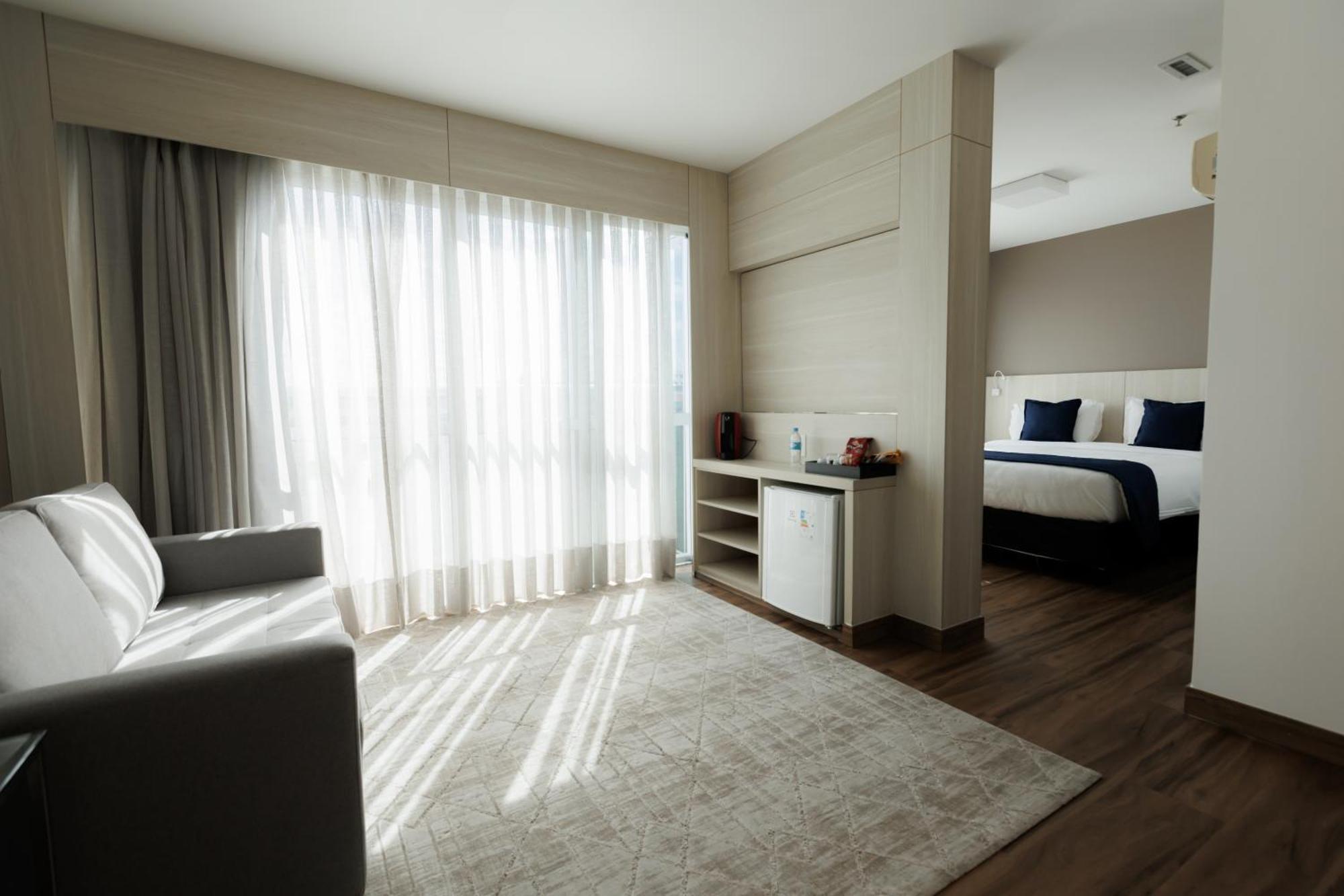 Esuites Belo Horizonte Minascasa Экстерьер фото